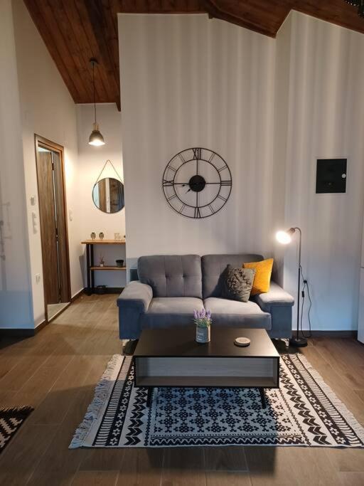 Mytilíni Luxury Apartment With Balcony מראה חיצוני תמונה